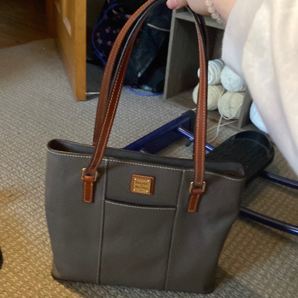 LIKE NEW Dooney & Bourke over the shoulder satchel.